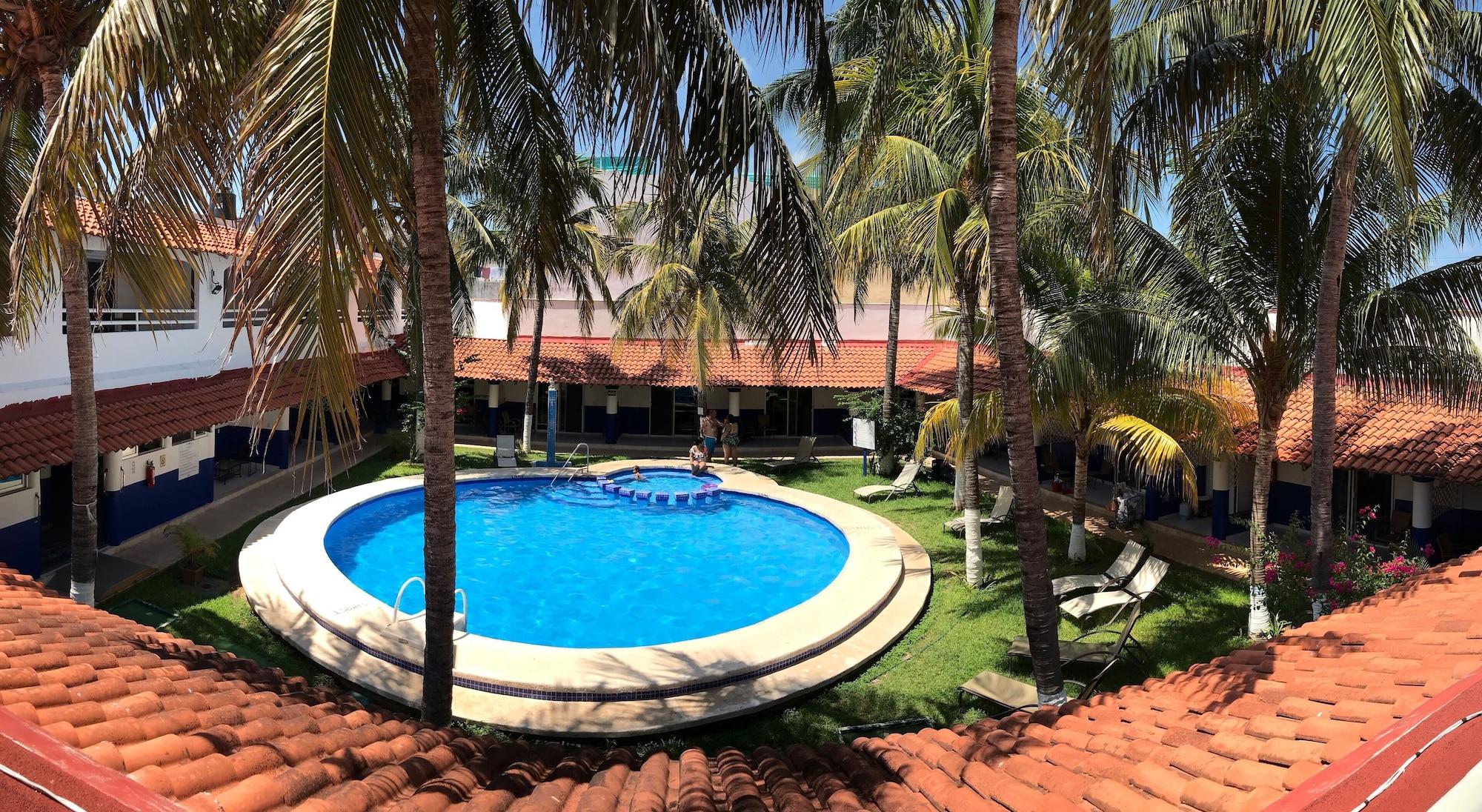 Hotel Plaza Almendros, Isla Mujeres Exterior photo
