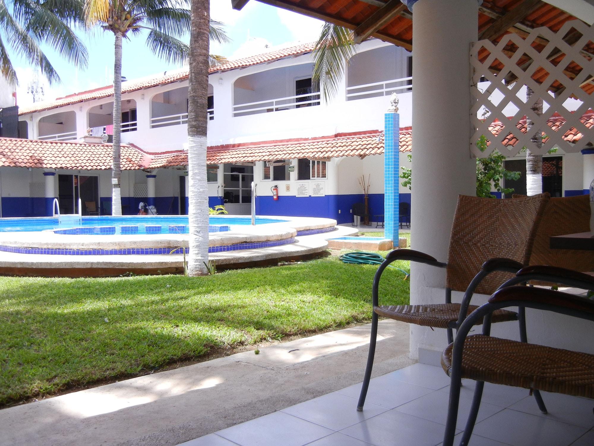 Hotel Plaza Almendros, Isla Mujeres Exterior photo