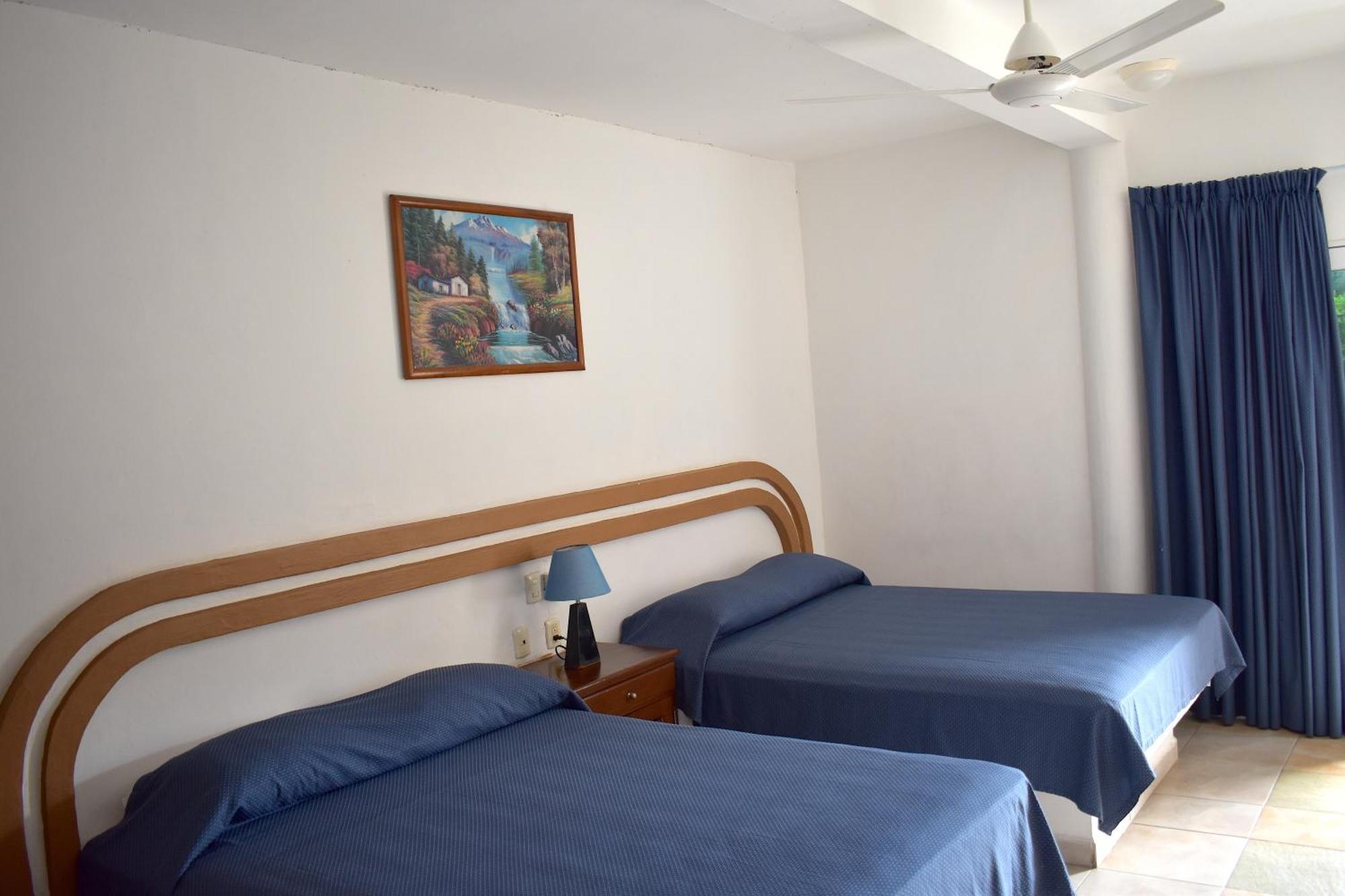 Hotel Plaza Almendros, Isla Mujeres Exterior photo