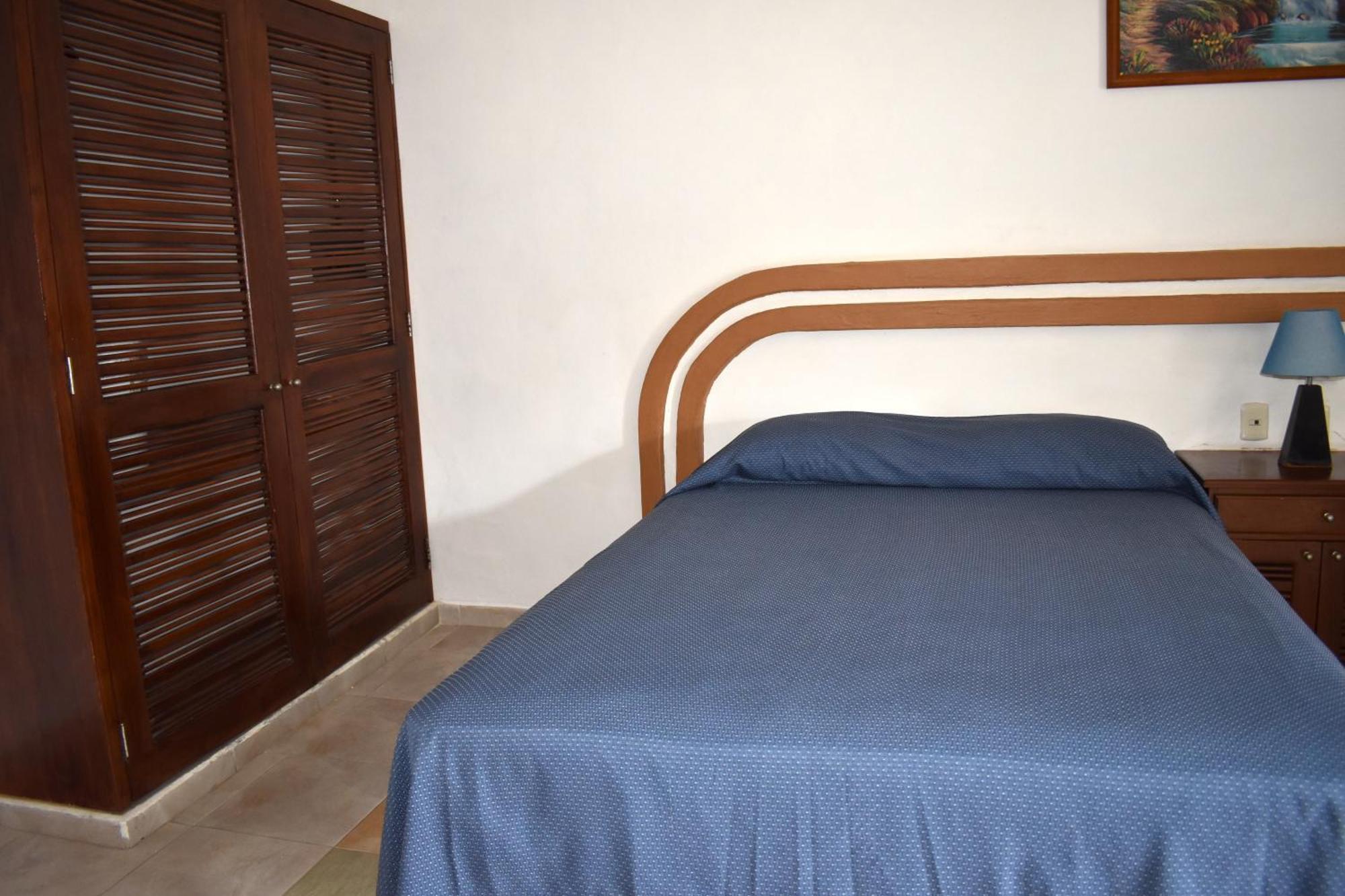 Hotel Plaza Almendros, Isla Mujeres Exterior photo